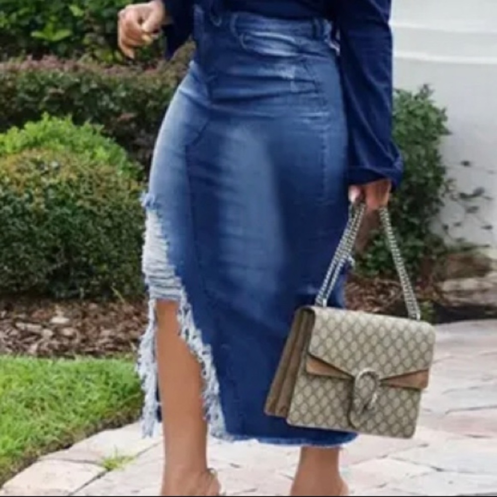 Split Side Raw Hem High Waist Denim Skirt